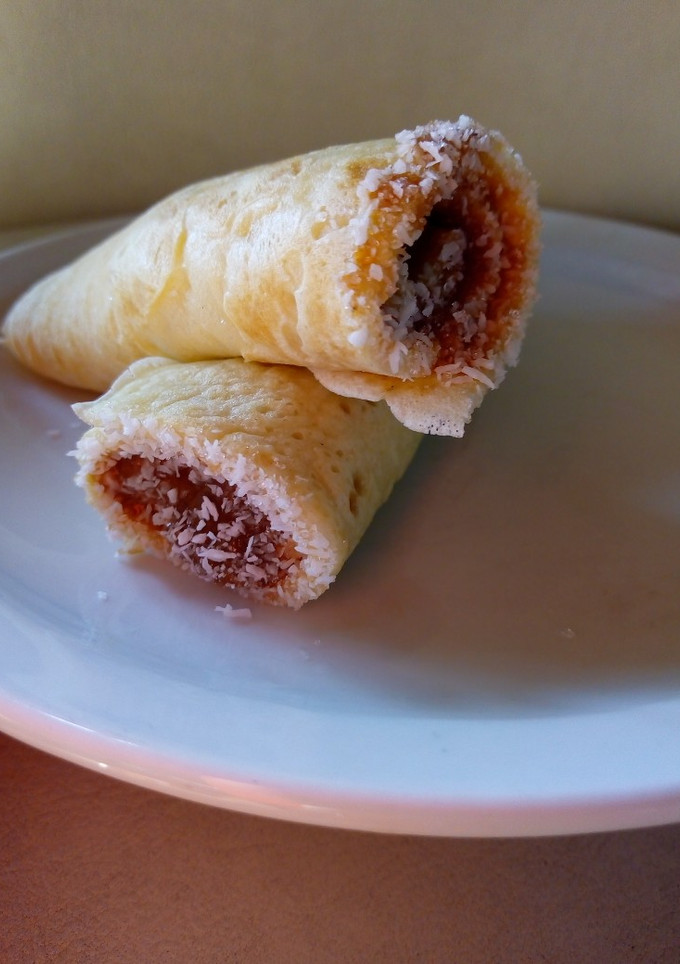 Una foto de Panqueques con dulce de leche - Un clásico del sábado a la tarde