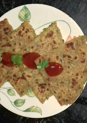 A picture of Aloo pyazz ka paratha (Different).