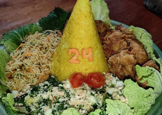 Nasi Kuning Spesial