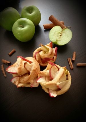 عکسی از دستور رول سیب و دارچین🌺