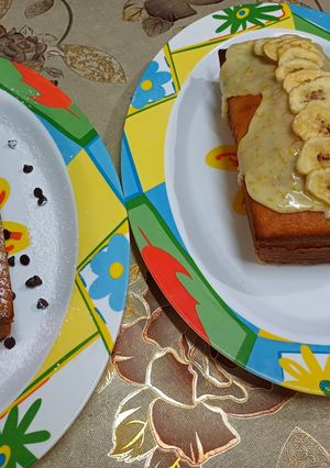 Una foto de Budines de naranjas con banana (2 opciones de cobertura)