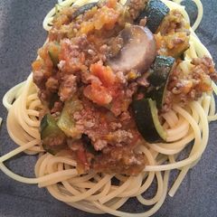 A picture of Spaghetti Zucchini Bolognese.