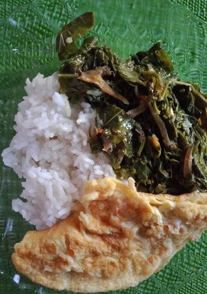 Foto resep Daun singkong masak santan
