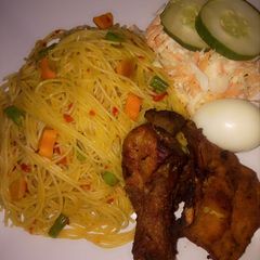 A picture of Garnished spaghetti.