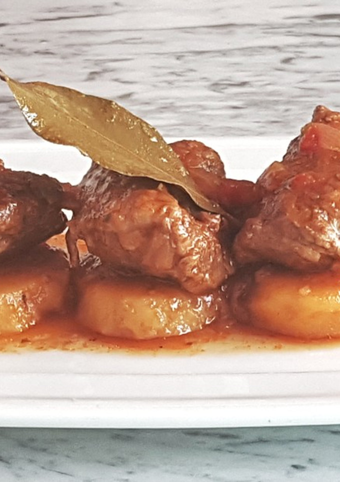 Una foto de Joues de Porc Aix-en-Provence. (carrilleras al champagne)