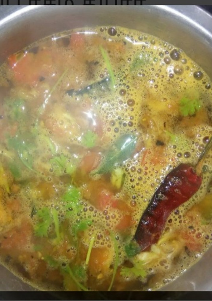 செட்டிநாடு ரசம் (Chettinadu rasam recipe in tamil) செய்முறை முக்கிய புகைப்படம்
