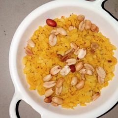 A picture of Peanut masala poha.