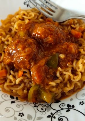 A picture of Maggi manchurian.