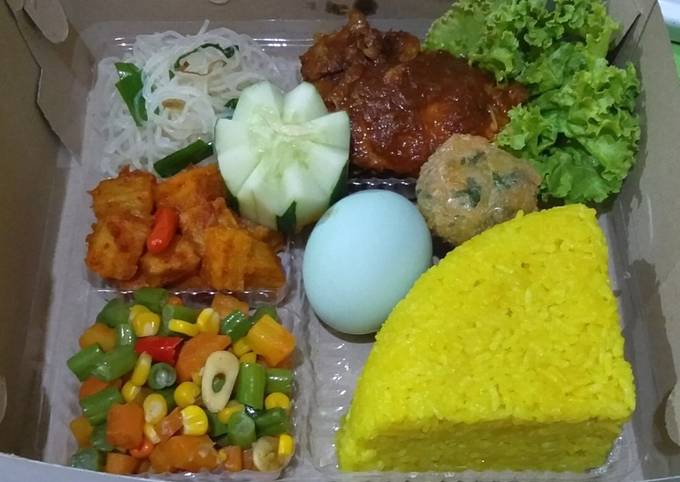 Nasi Kuning Kotak (Takaran Pas)