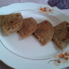 Oats and mooli roti A picture of Oats and mooli roti.
