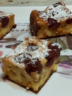 Gyors meggyes-túrós pite 🍒🥧 recept fotója