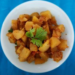 A picture of Dry Potato Masala.