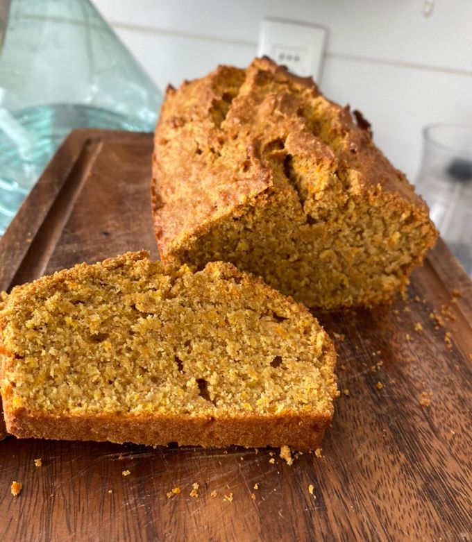 Una foto de Budín de zanahoria y naranja (integral y sin azúcar)