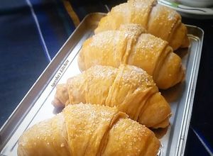 Foto resep Roti Croissant Homemade (Rasa Thai Tea)