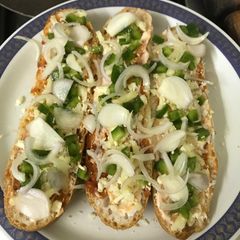 A picture of Spring Onion Hotdog.