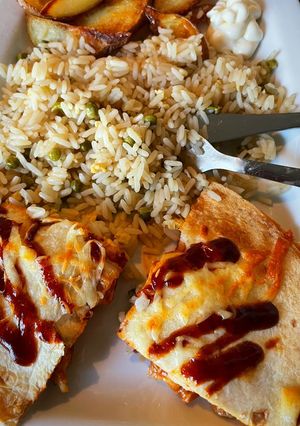 A picture of Bbq Fajita wraps with a twist 🤤.