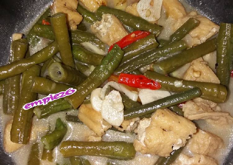 Bagaimana Menyiapkan Sayur santan kapata(kacang panjang tahu😃), Bisa Manjain Lidah