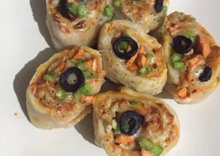 Simple Way to Make Favorite Chicken pizza pinwheel