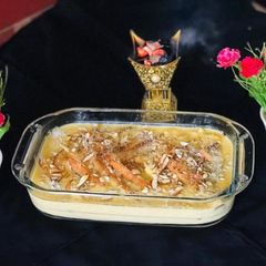 A picture of Shahi tukray.