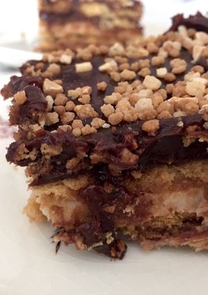 Una foto de Tarta de galletas y chocolates