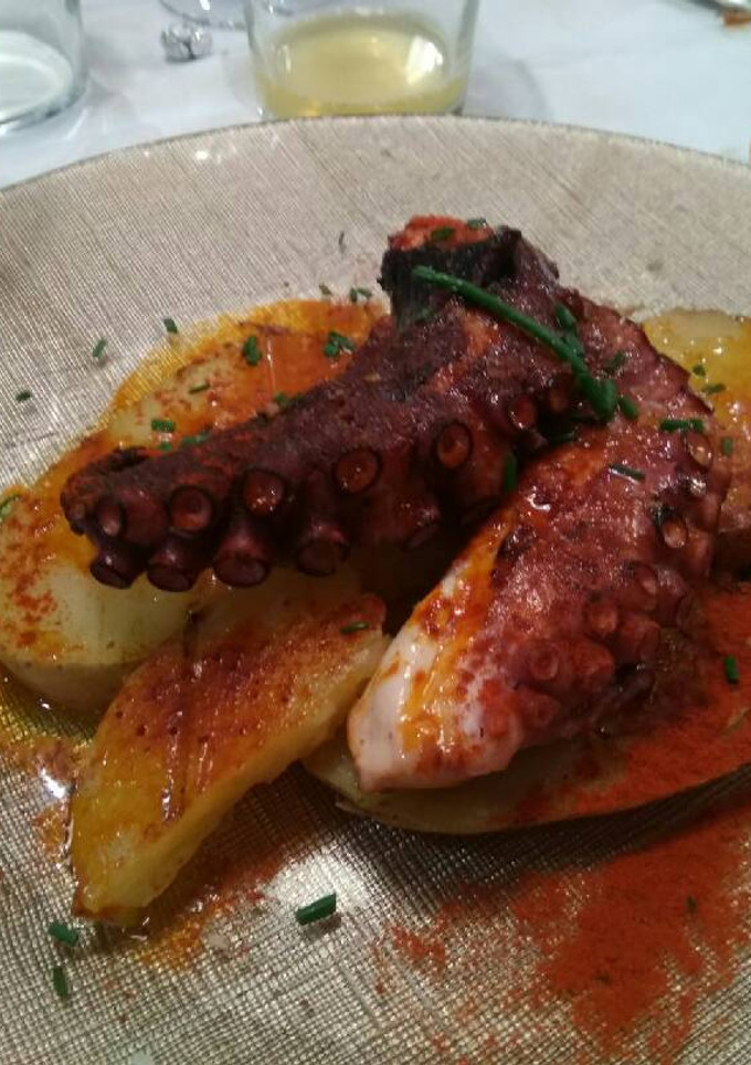 Una foto de Pulpo a lo grande