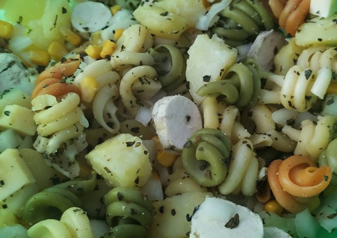Ensalada de patata y pasta