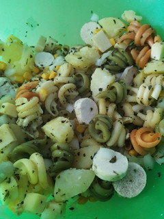 Una foto de Ensalada de patata y pasta