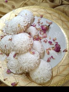 صورة لوصفة معمول السميد اللبناني بالجوز
