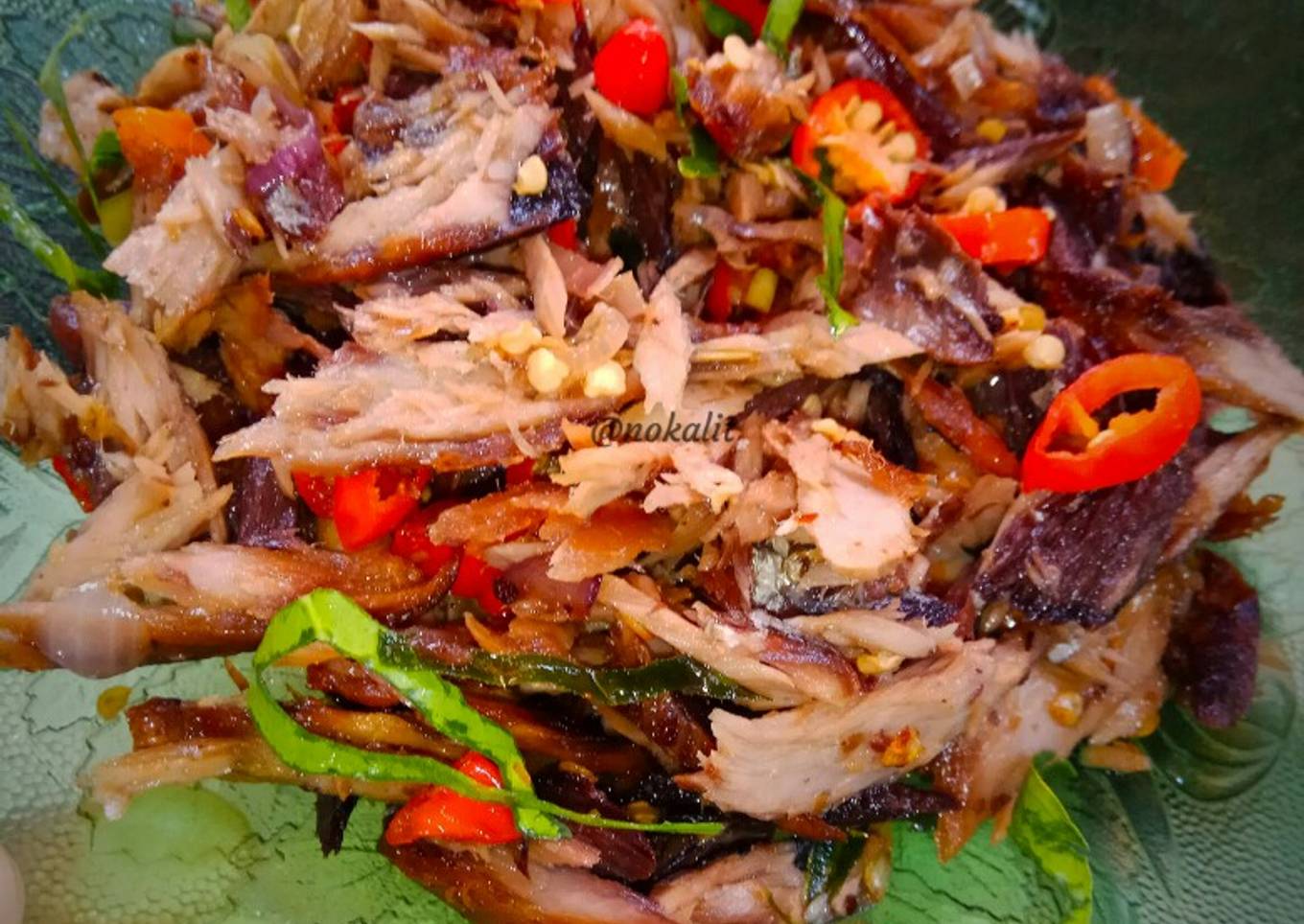 Bola tongkol cincang dengan cymbal matte