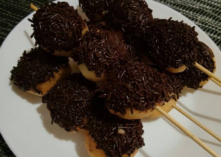 Sate donat