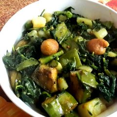A picture of Mixed veg spinach curry(palong shaaker ghonto).