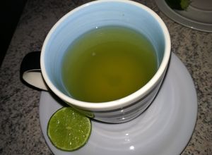 Una foto de Infusión de Manzanilla y Limón