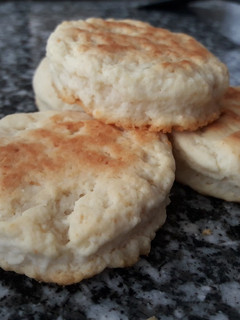 Una foto de Scones de queso con ciboulette