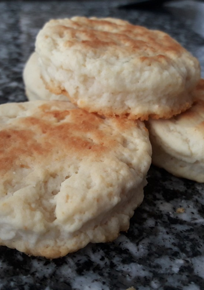 Una foto de Scones de queso con ciboulette
