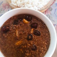 A picture of Kali Daal Bhagary Chawal.