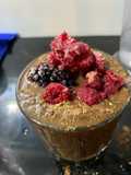 Chía con cacao y frutos rojos