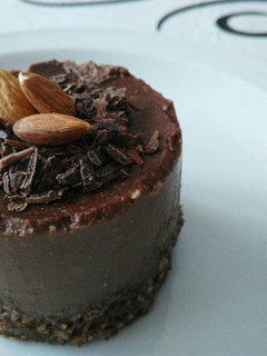 Una foto de Torta mousse de chocolate vegana