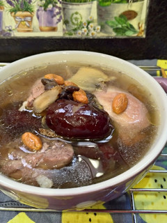 黑豆紅棗雞湯 的食譜成品照片