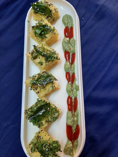 खमन ढोकला (khaman dhokla recipe in hindi) रेसिपी मुख्य फोटो