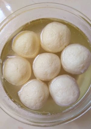 A picture of Rasogulla.