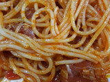 Spagheti saos topping sosis & keju