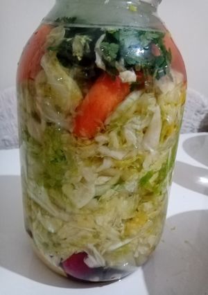 O poză a rețetei Cotoare de varză murate.