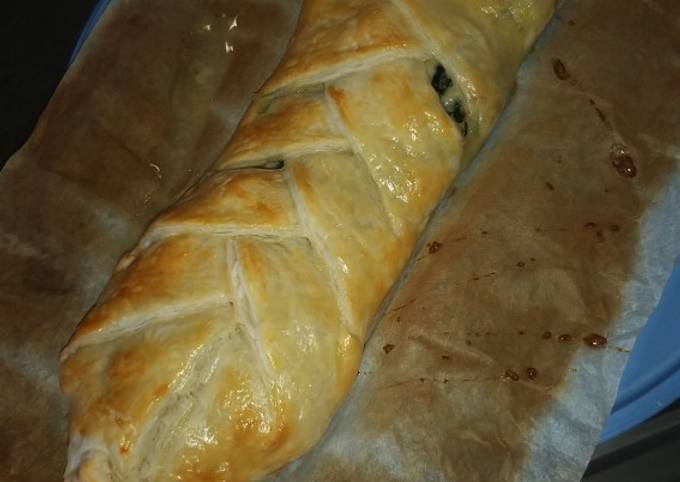 Modo semplice a Preparare Veloce Strudel salato