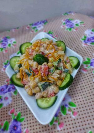 A picture of Chickpea Mayo Salad.