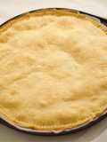 Empanada gallega clásica con el relleno jugoso