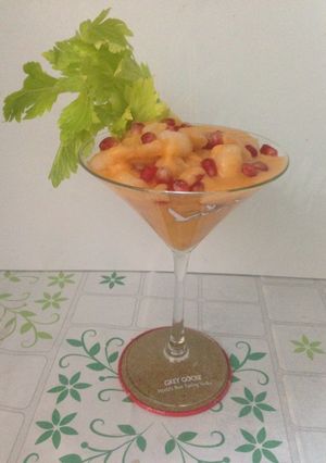 Una foto de Cóctel de camarón (ensalada)!