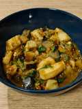 Wok de sepia al curry rojo de verduras
