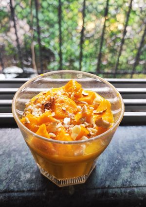 मैंगो मिल्क शेक (mango milkshake recipe in Hindi) रेसिपी मुख्य फोटो