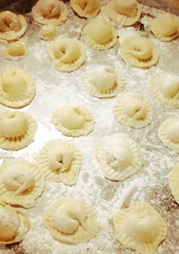 Una foto de Capeletis rellenos