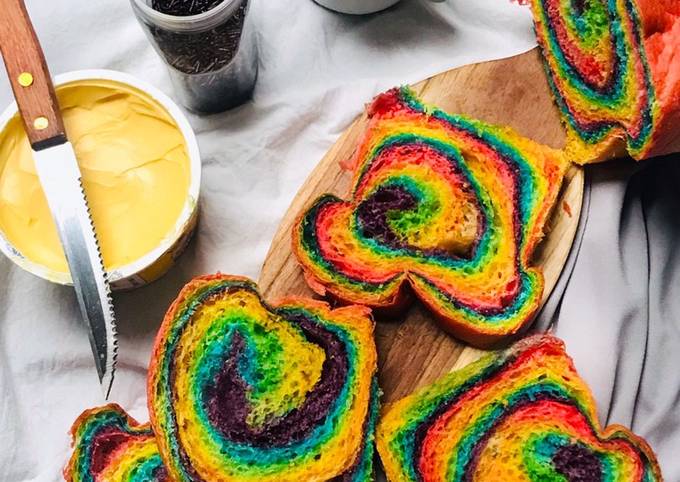 Cara Gampang Menyiapkan Roti Tawar Rainbow, Enak